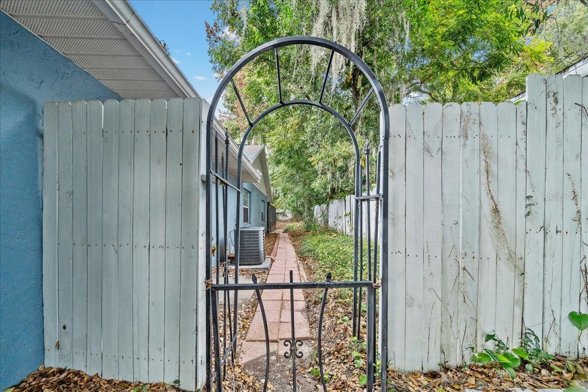 MOUNT DORA SYLVAN SHORES - Residential