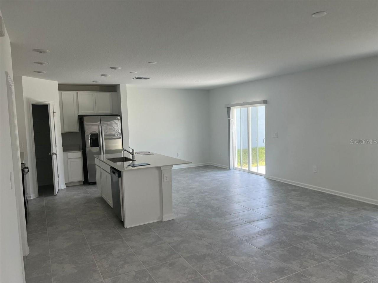 1756 WHITE WATER COURT