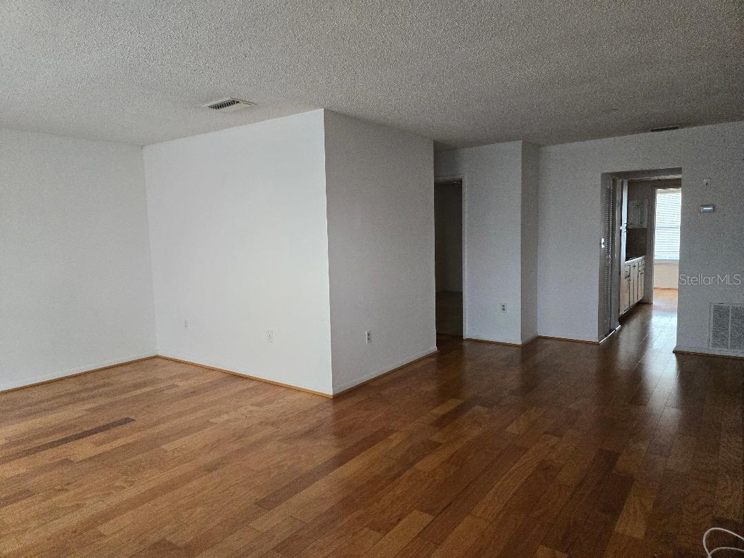 TOWN SHORES OF GULFPORT - Residential Lease