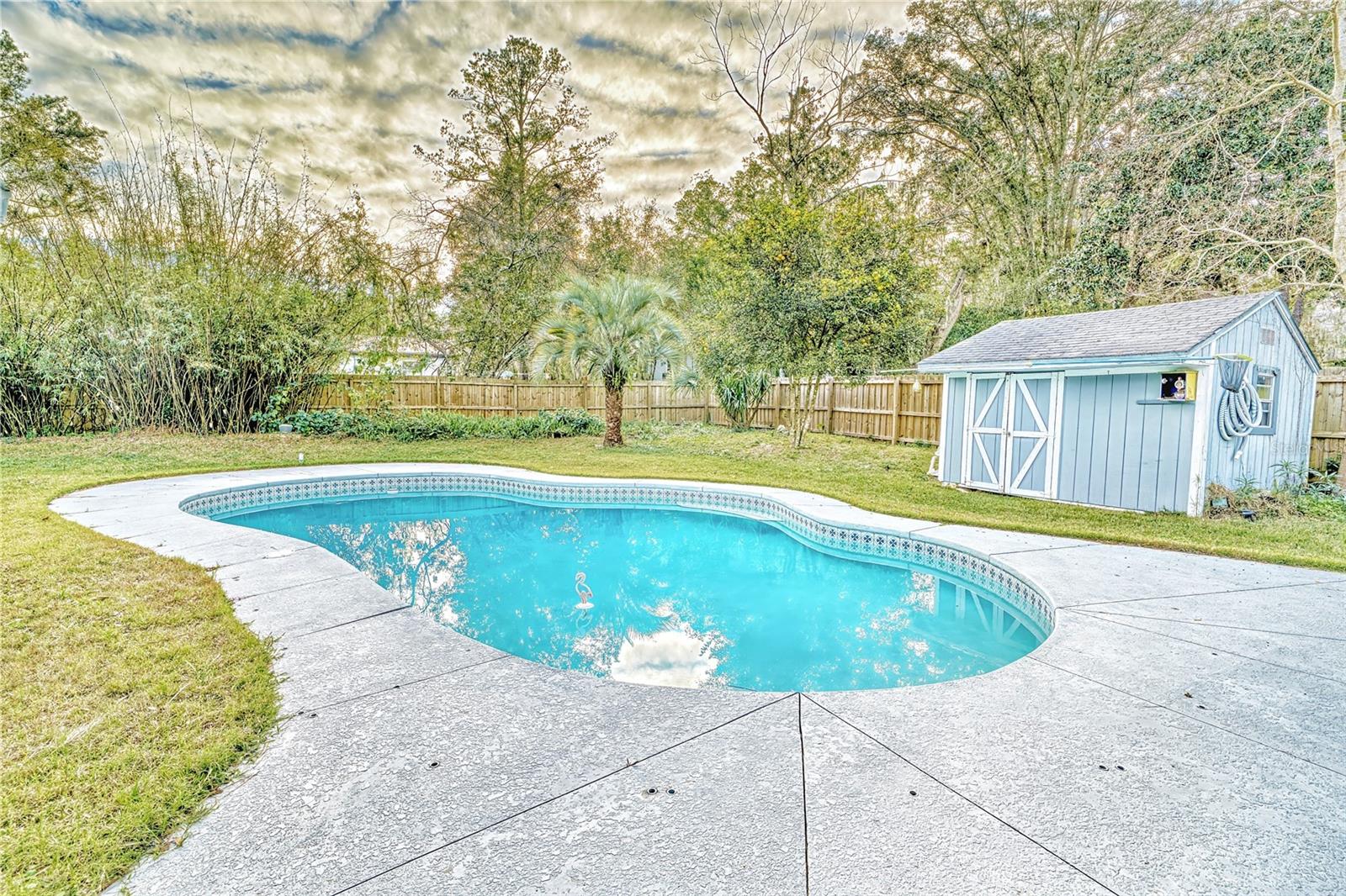4912 NW 37TH DRIVE