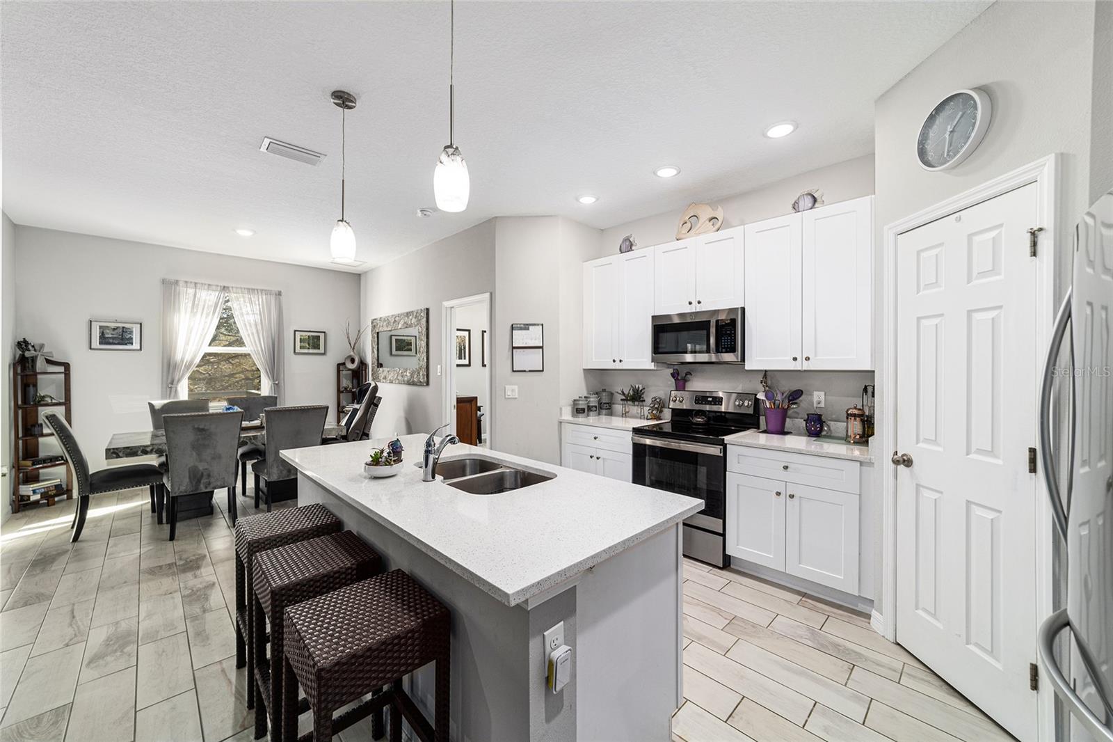 SILVER SPGS SHORES UN 31 - Residential