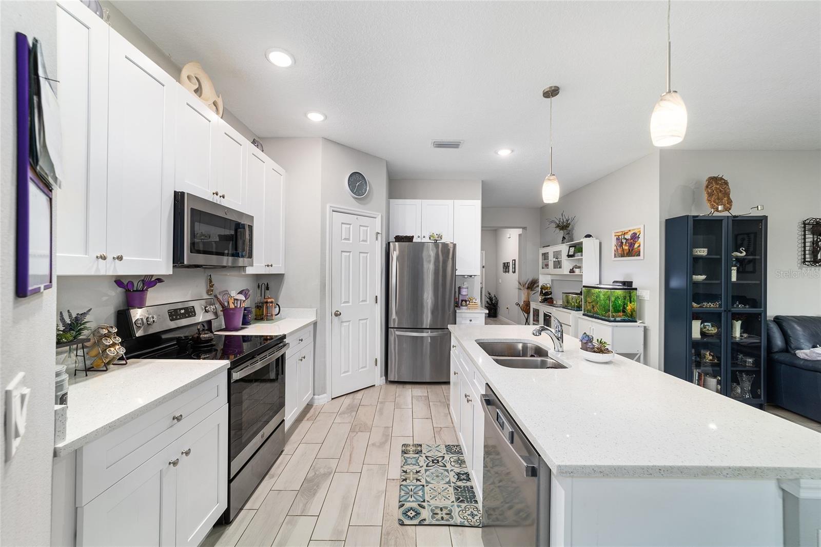 SILVER SPGS SHORES UN 31 - Residential