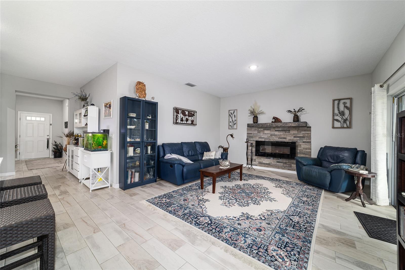 SILVER SPGS SHORES UN 31 - Residential