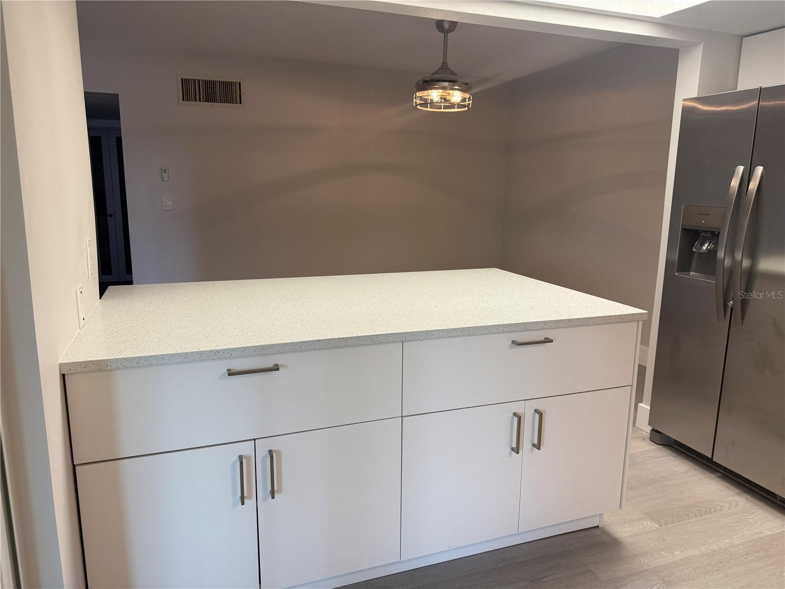 JEFFERSON HOUSE THE CONDO - Residential Lease