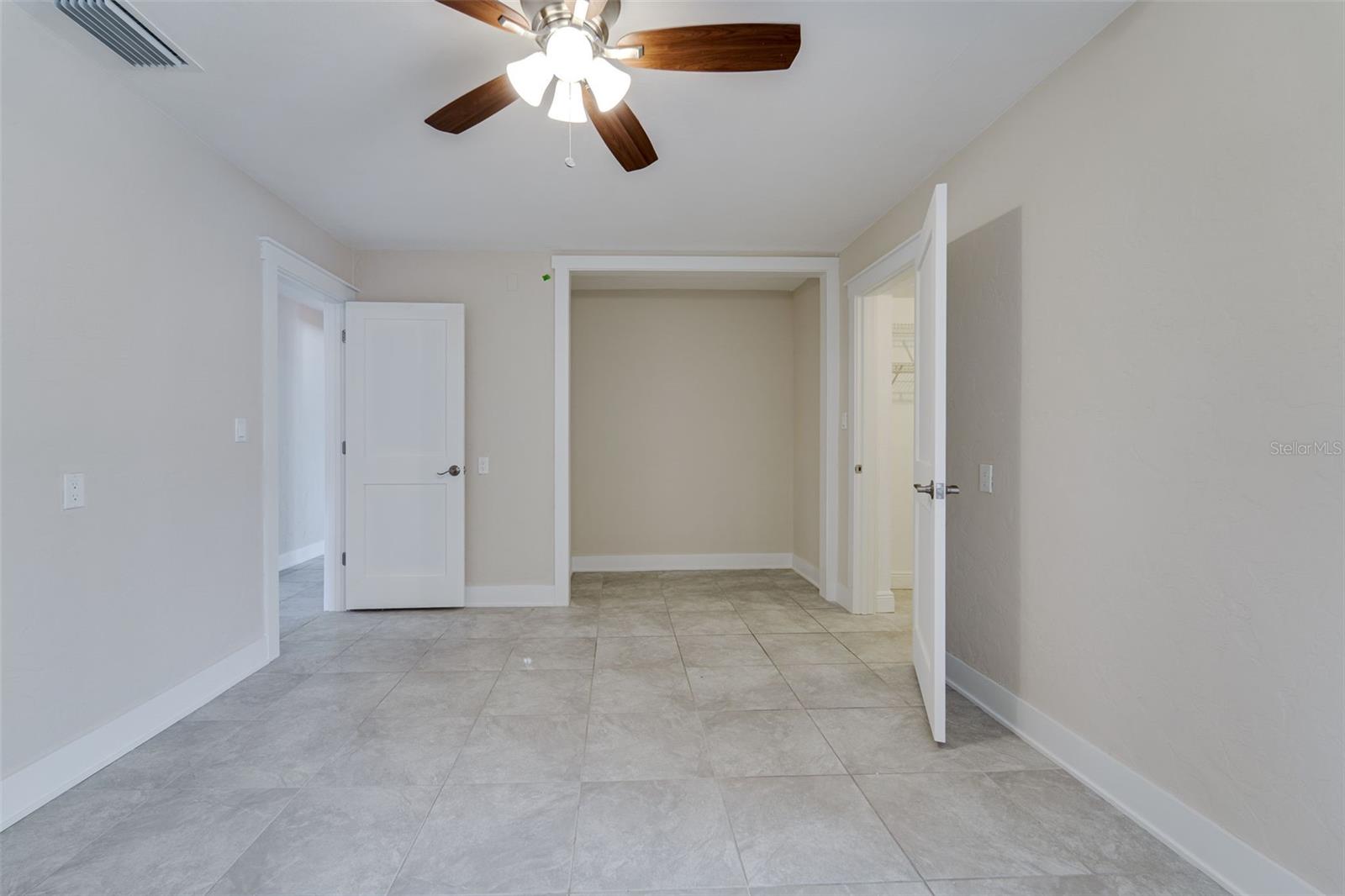 ST PETERSBURG BEACH REP - Residential Lease