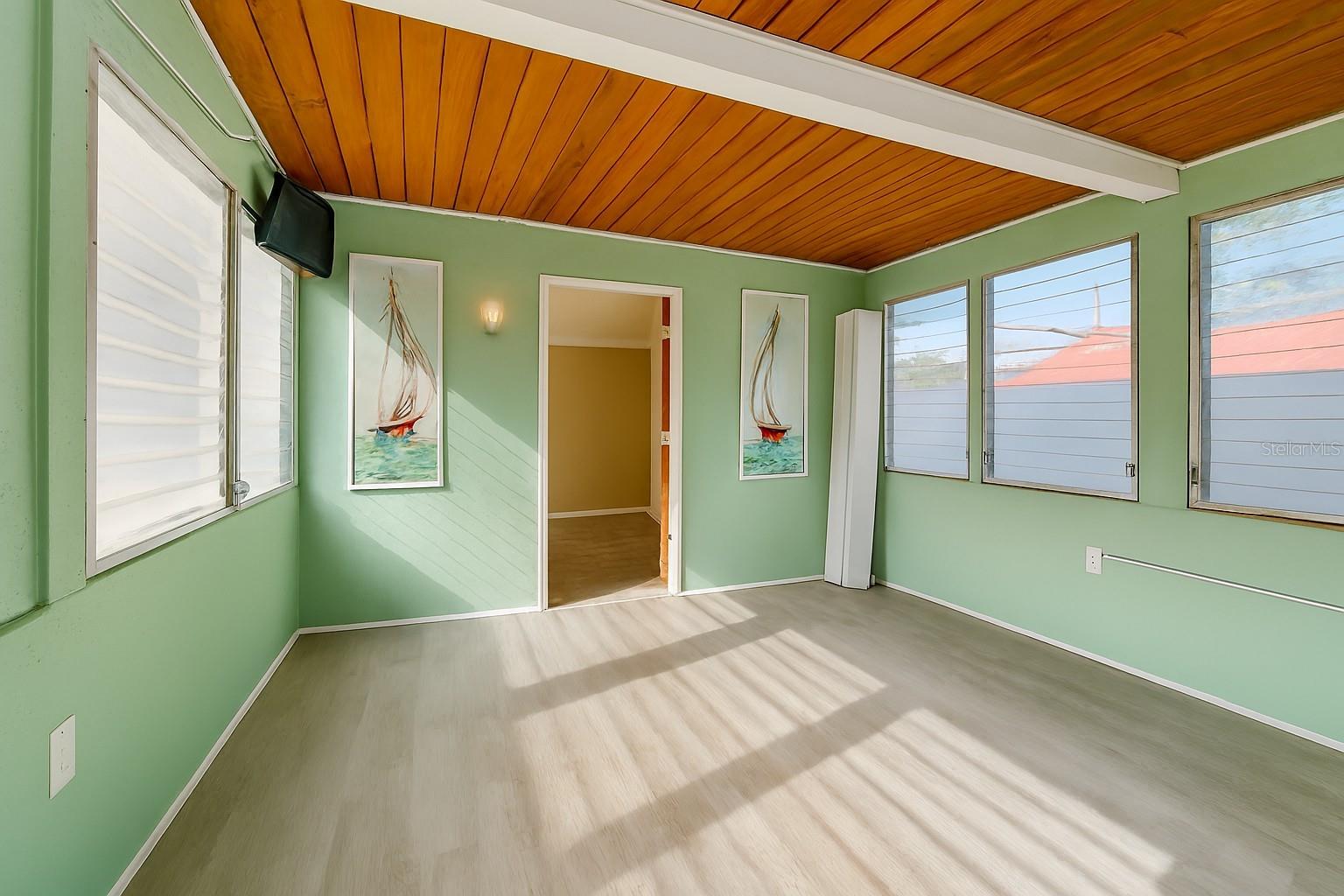 ST PETERSBURG BEACH REP - Residential Lease