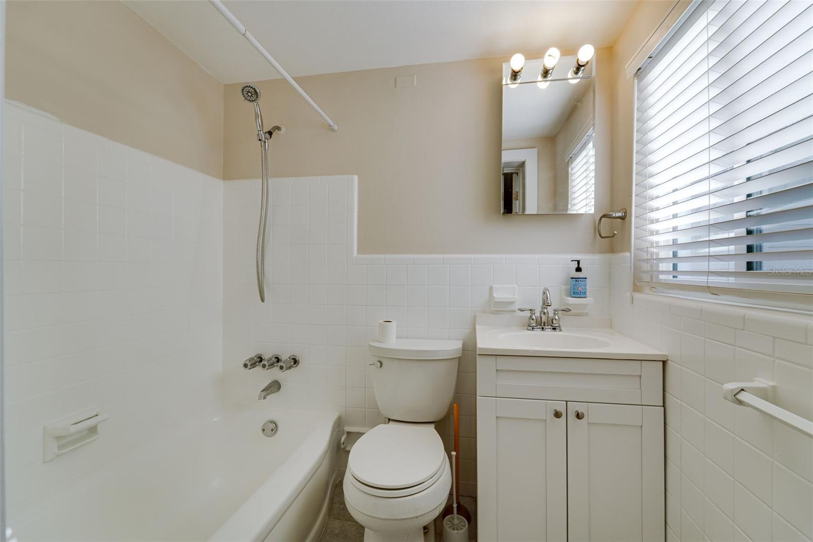 ST PETERSBURG BEACH REP - Residential Lease