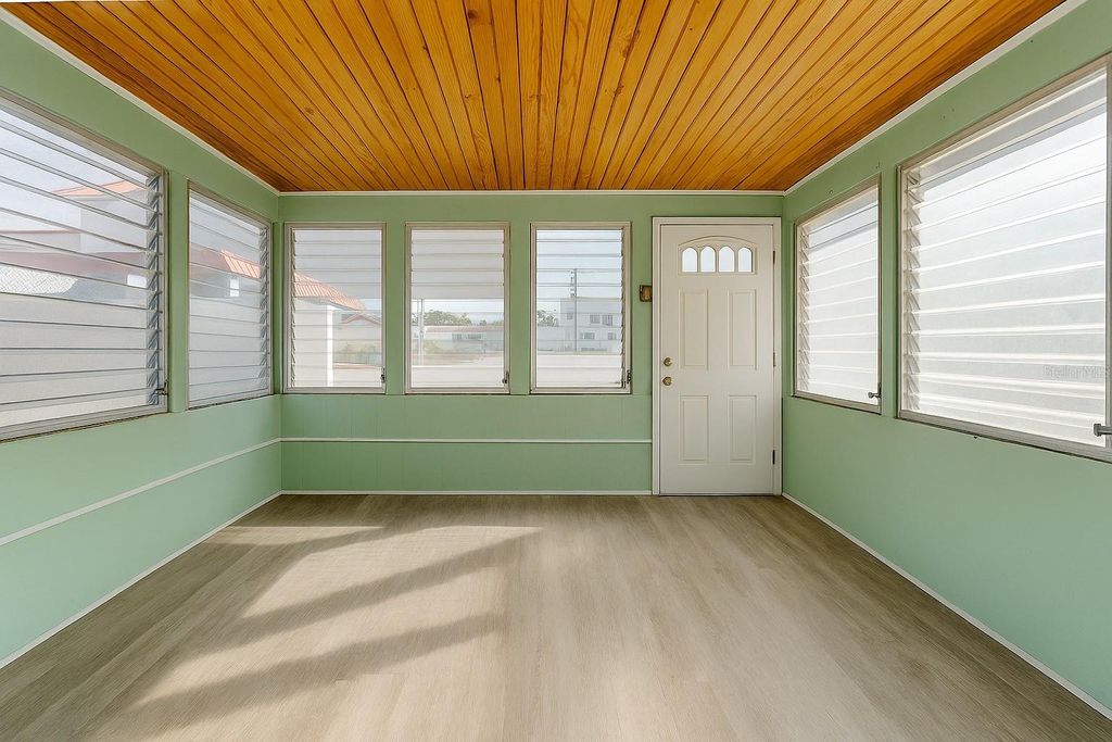 Photo of 553 72nd Avenue, St Pete Beach, FL 33706 (MLS # TB8466111)