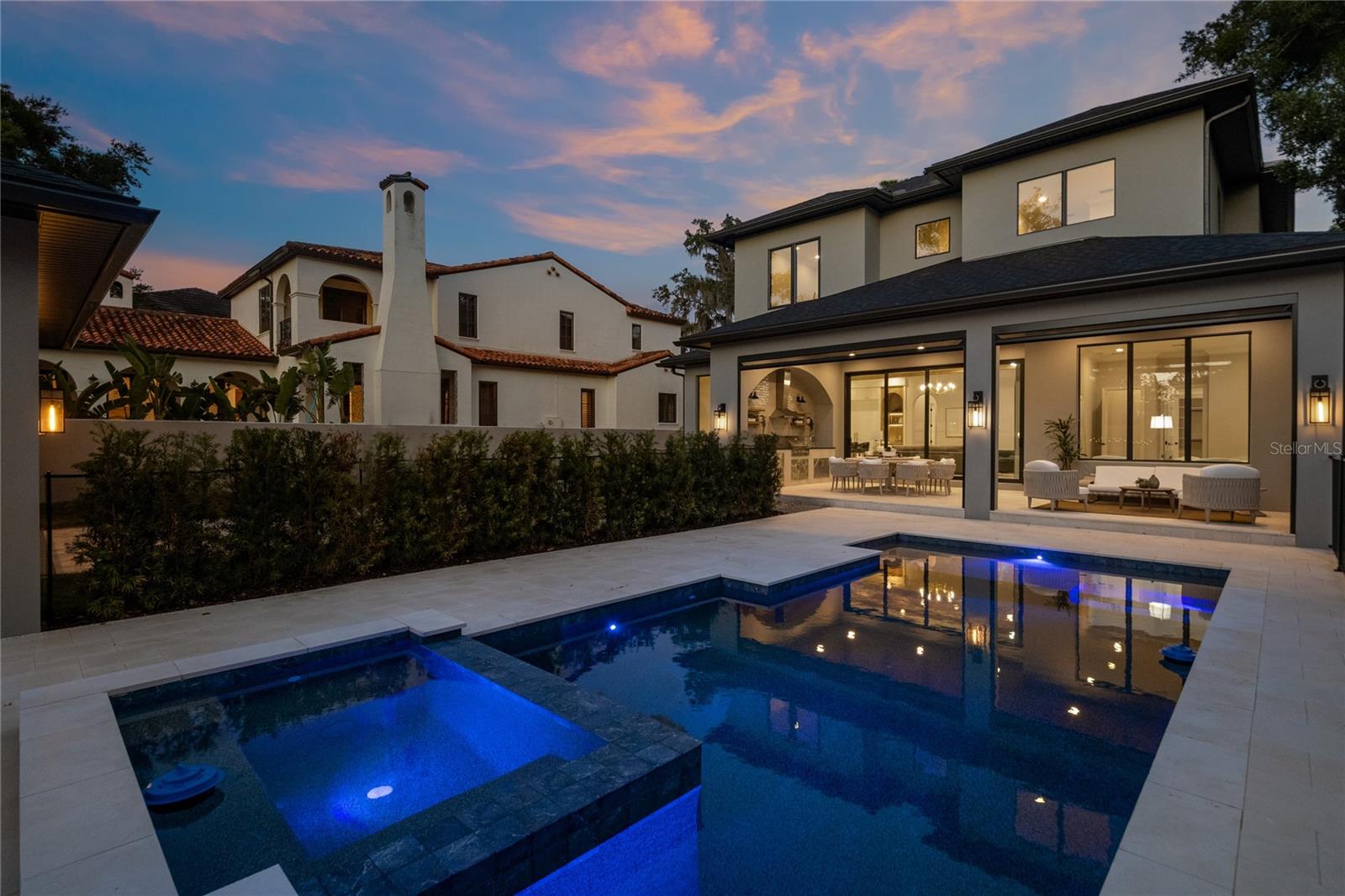 FOREST HILLS - Residential