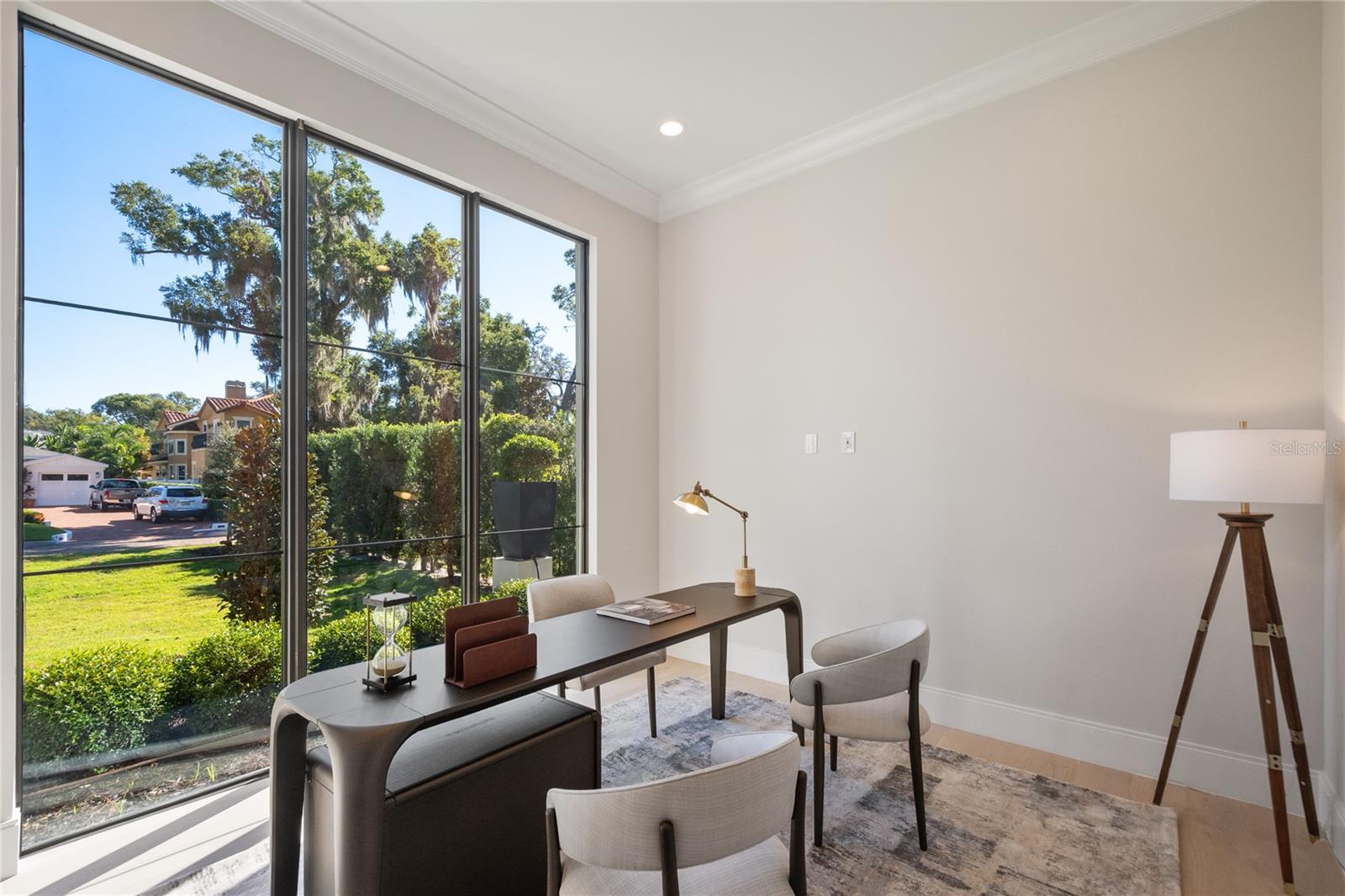 FOREST HILLS - Residential