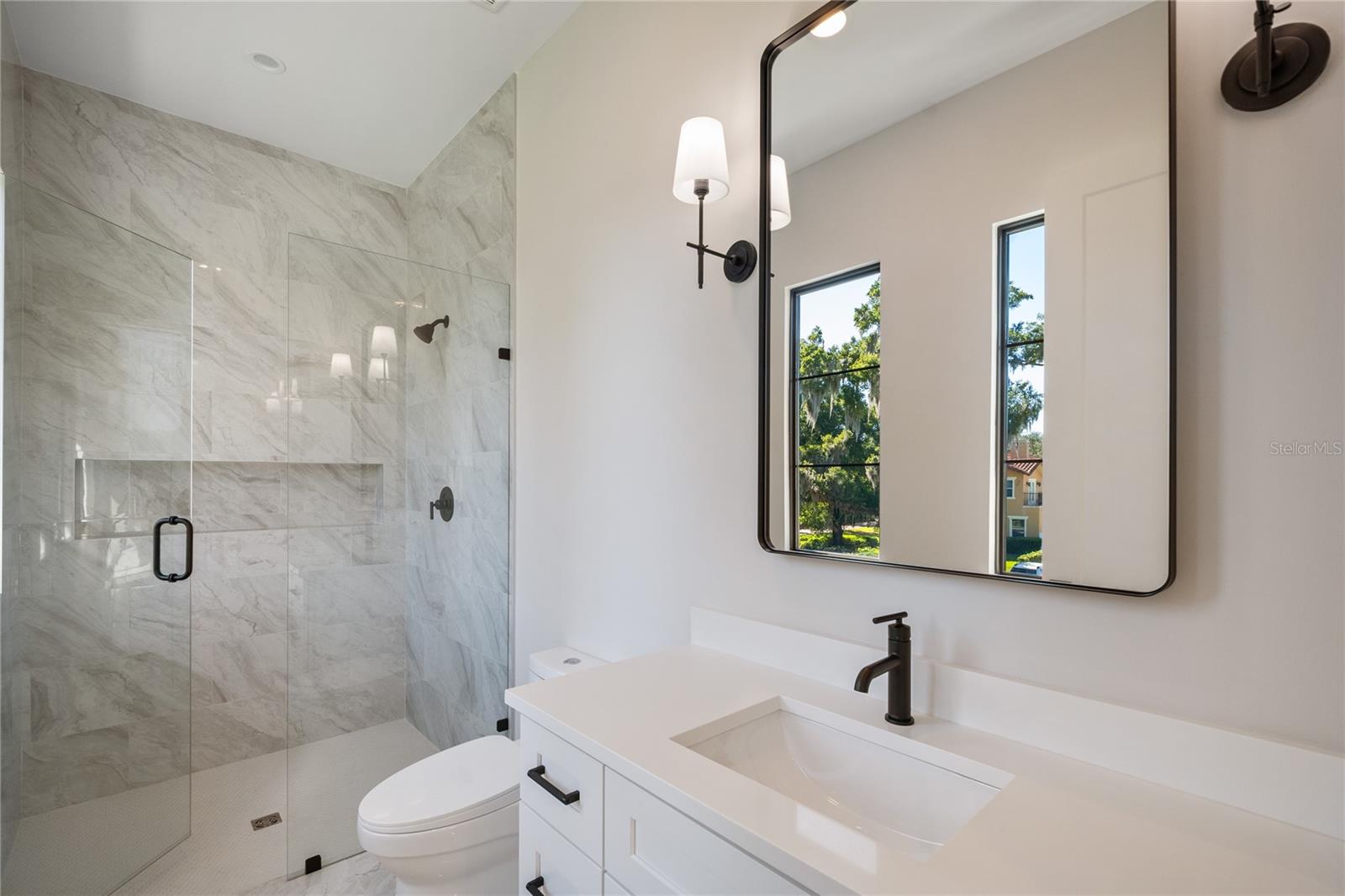 FOREST HILLS - Residential