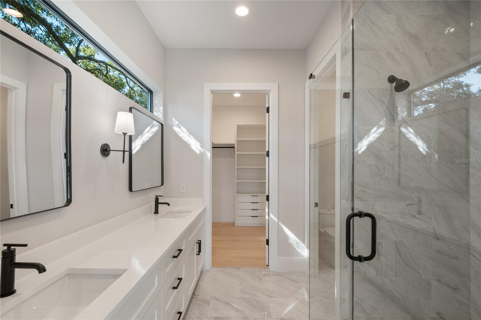 FOREST HILLS - Residential