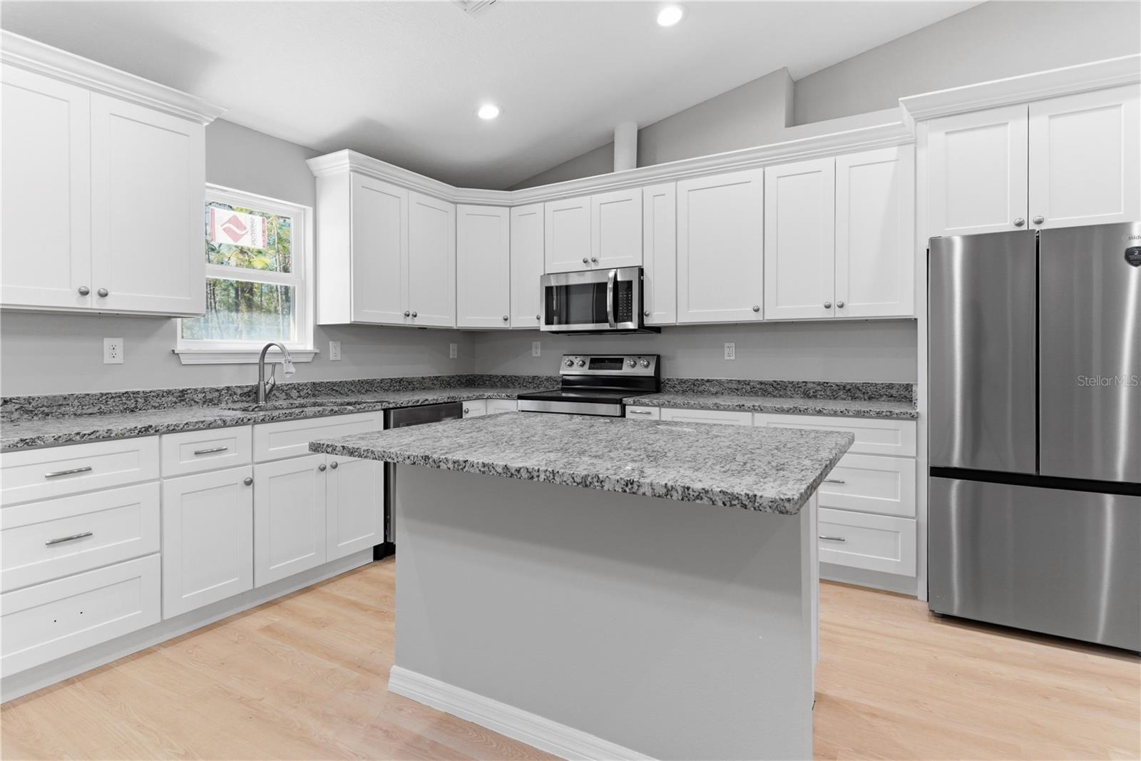 WILLISTON HYLNDS GOLF & C CLUB ESTATE - Residential