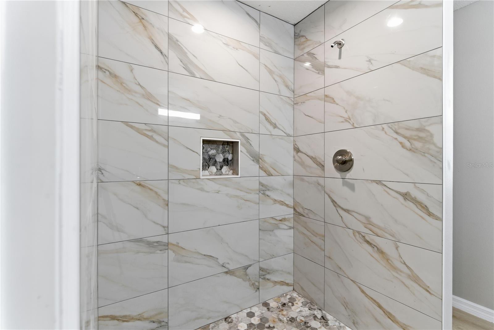 WILLISTON HYLNDS GOLF & C CLUB ESTATE - Residential