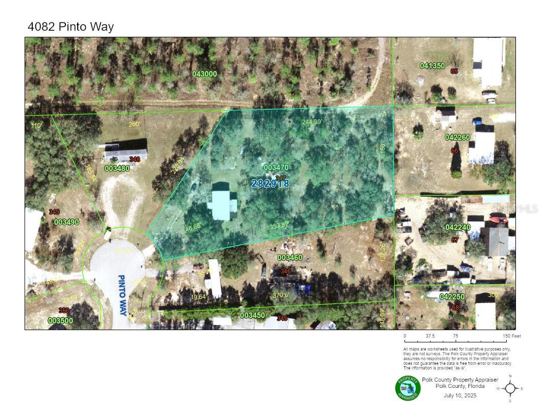 1.35 ACRES, MANUFACTURED HOME IN LAKE PIERCE RANCHETTES. Investor special or great for a cash buyer who is looking for 1 acre and is handy. 3/2, 1985 built. Master bathroom has been gutted, toilet is still connected, tub and vanity are at the property. Solid home that needs TLC. Beautiful diamond shape 1.35 acre lot, fenced. Plenty of space for Boats and ATV's. This property has a lot of potential. NO HOA! Make your appointment to see today!
