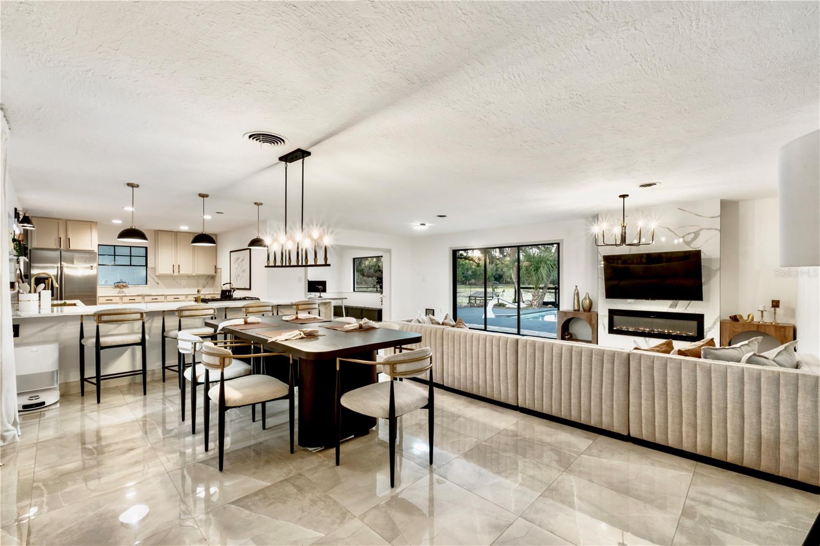 SPRING LAKE MANOR - Residential