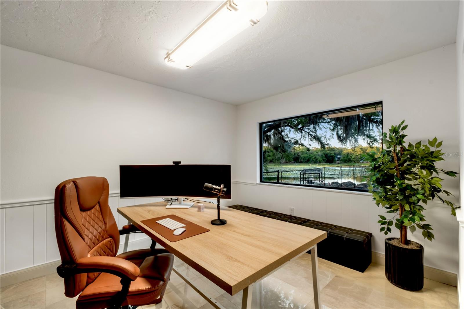 SPRING LAKE MANOR - Residential
