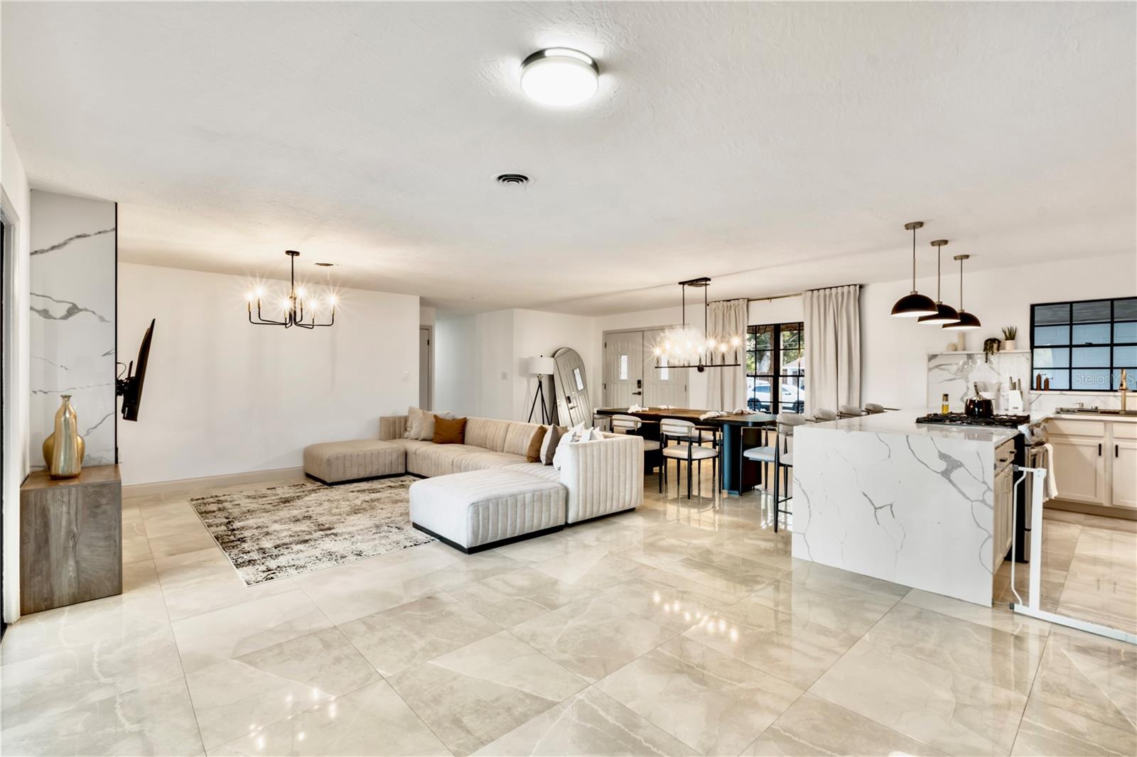 SPRING LAKE MANOR - Residential