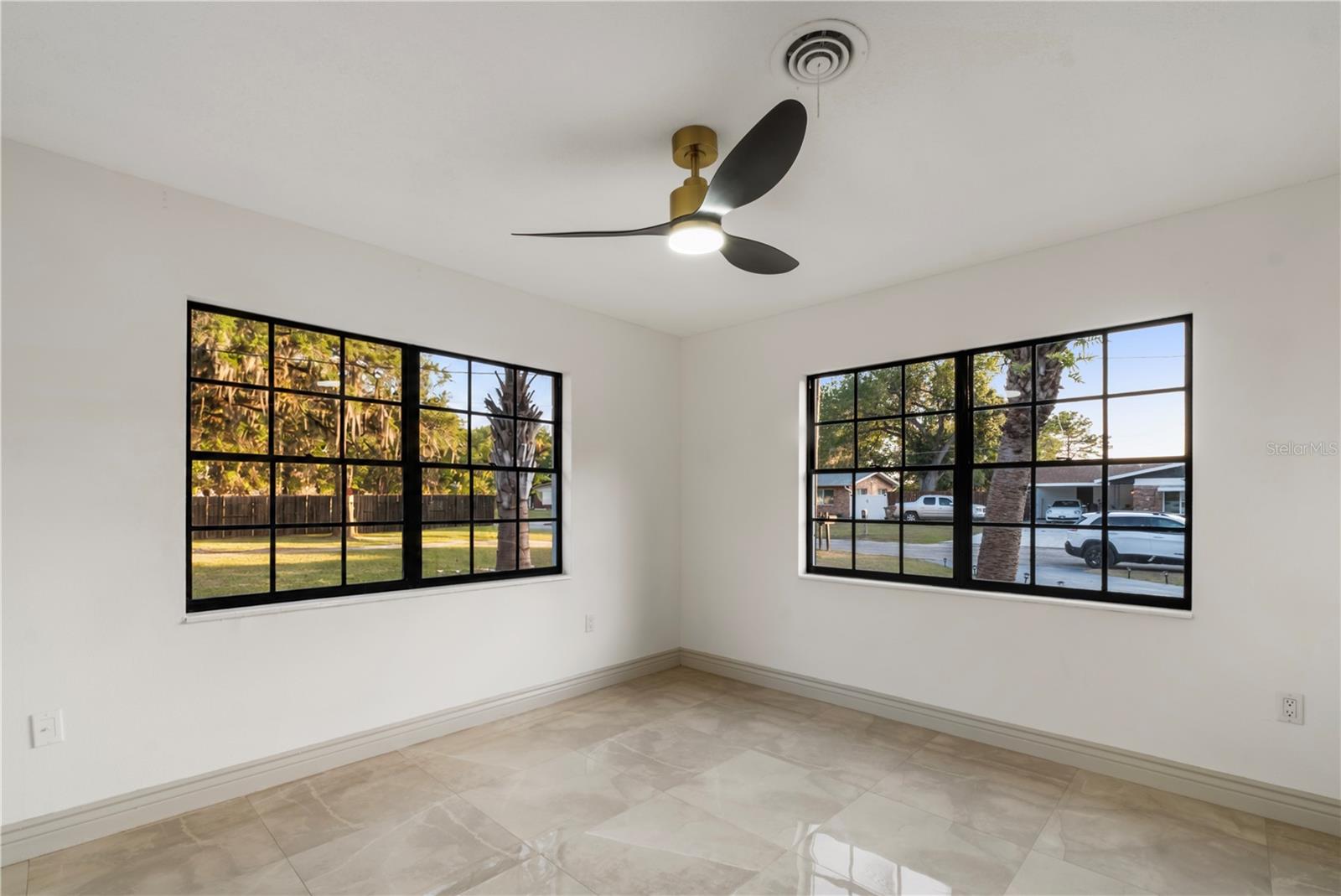 SPRING LAKE MANOR - Residential