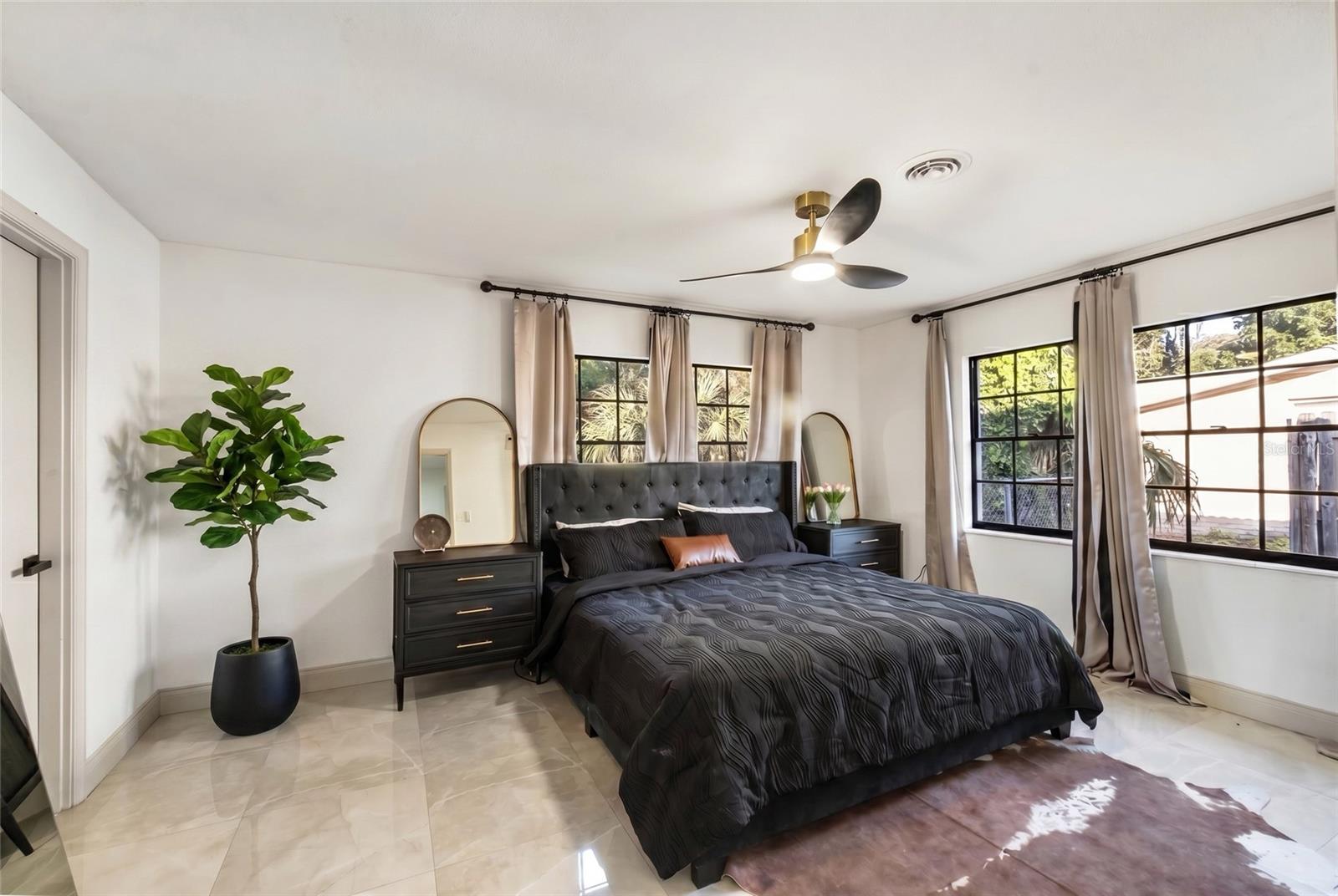 SPRING LAKE MANOR - Residential