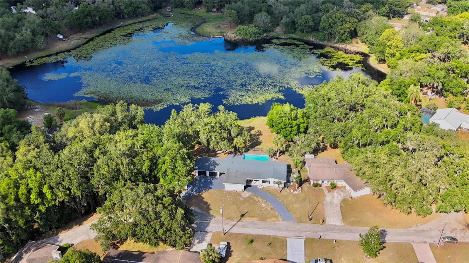 SPRING LAKE MANOR - Residential