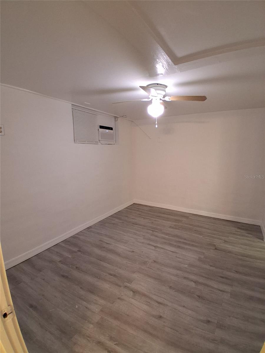 SMITH BERTHA K RESUB BLKS 17-18 21-23 & 26 MEMENTO - Residential