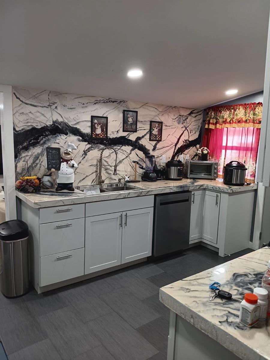 SMITH BERTHA K RESUB BLKS 17-18 21-23 & 26 MEMENTO - Residential