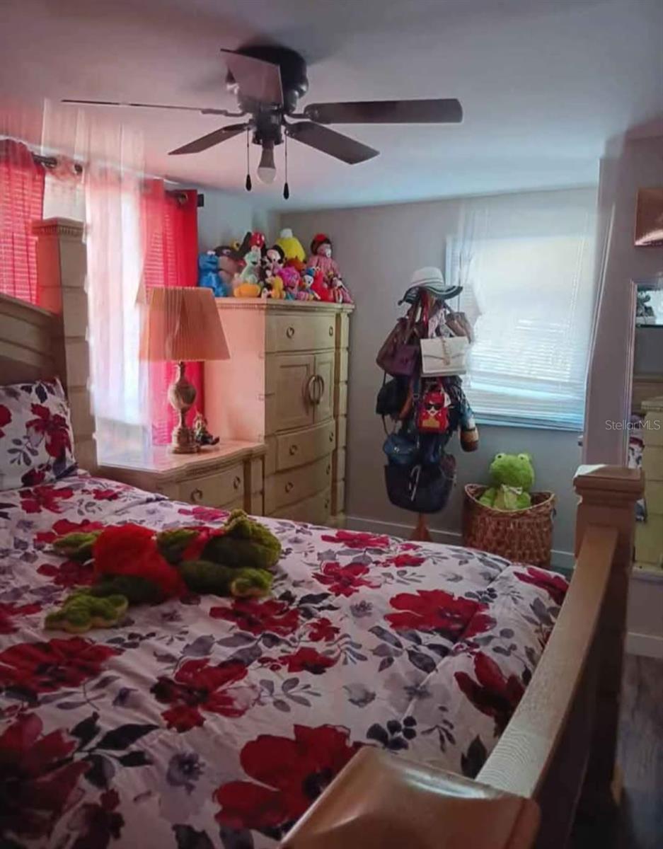 SMITH BERTHA K RESUB BLKS 17-18 21-23 & 26 MEMENTO - Residential