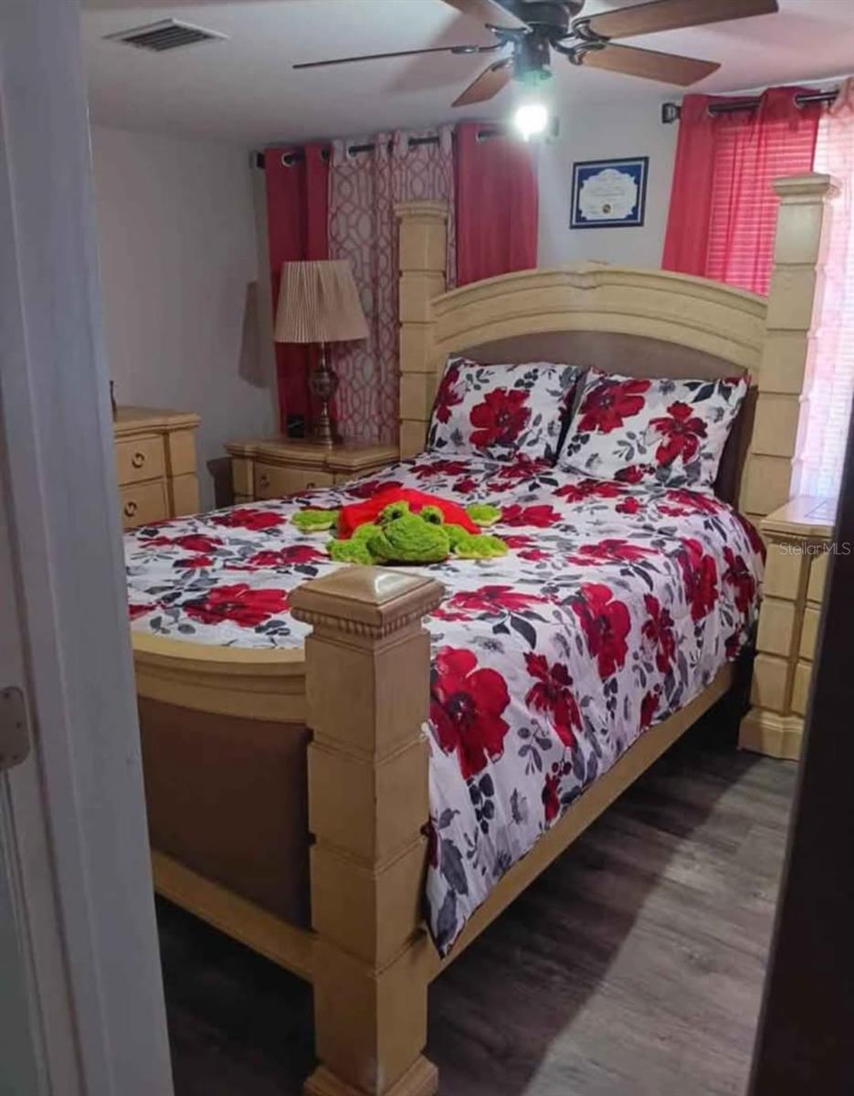 SMITH BERTHA K RESUB BLKS 17-18 21-23 & 26 MEMENTO - Residential