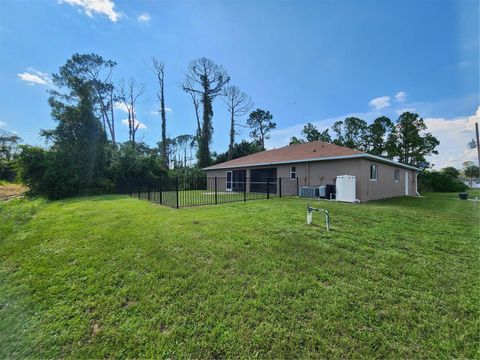 A home in NORTH PORT