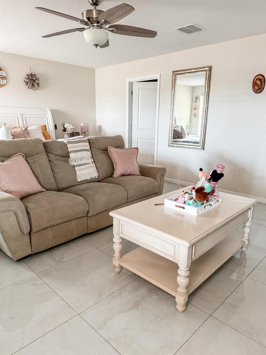 STOREY CREEK PH 1 - Residential
