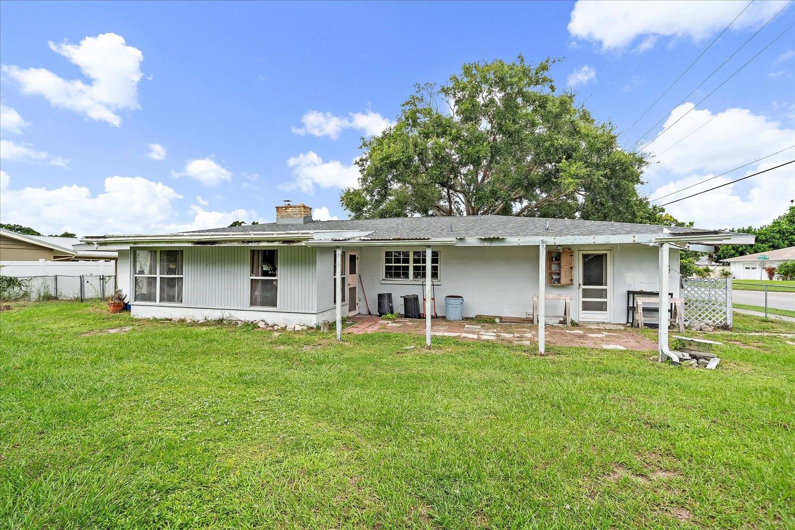 SOUTH GATE - Residential