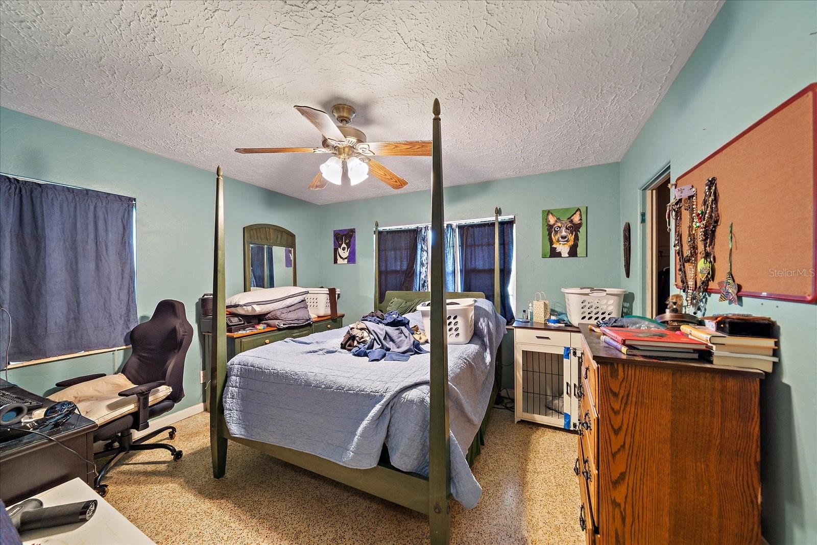 SOUTH GATE - Residential