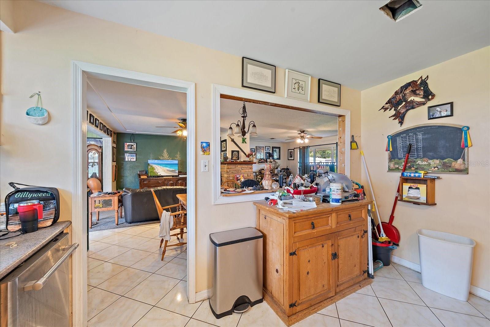 SOUTH GATE - Residential