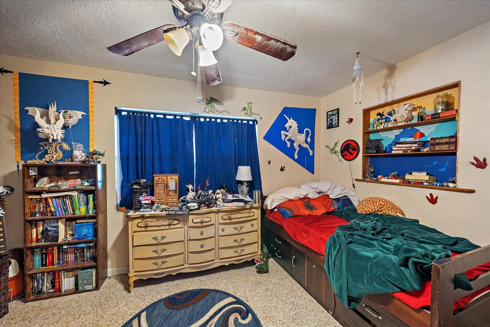 SOUTH GATE - Residential