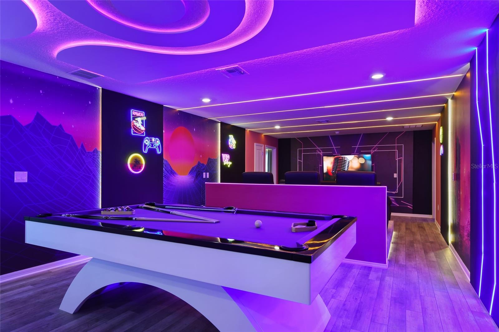 WINDSOR CAY RESORT - Residential