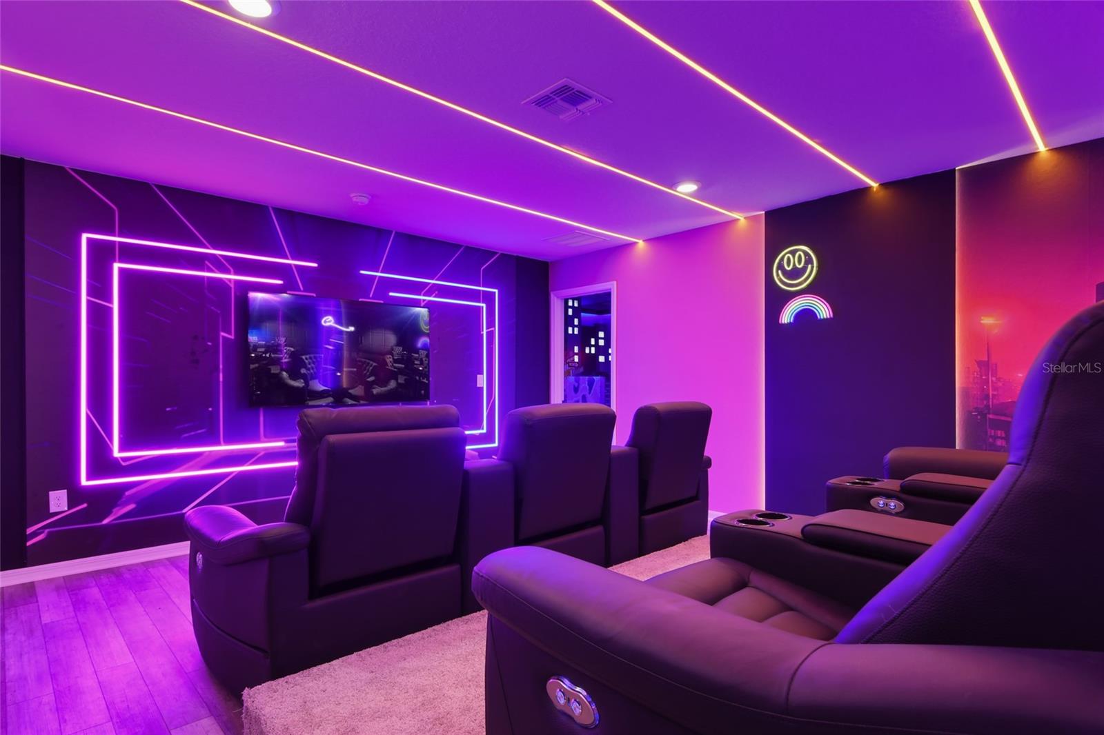 WINDSOR CAY RESORT - Residential