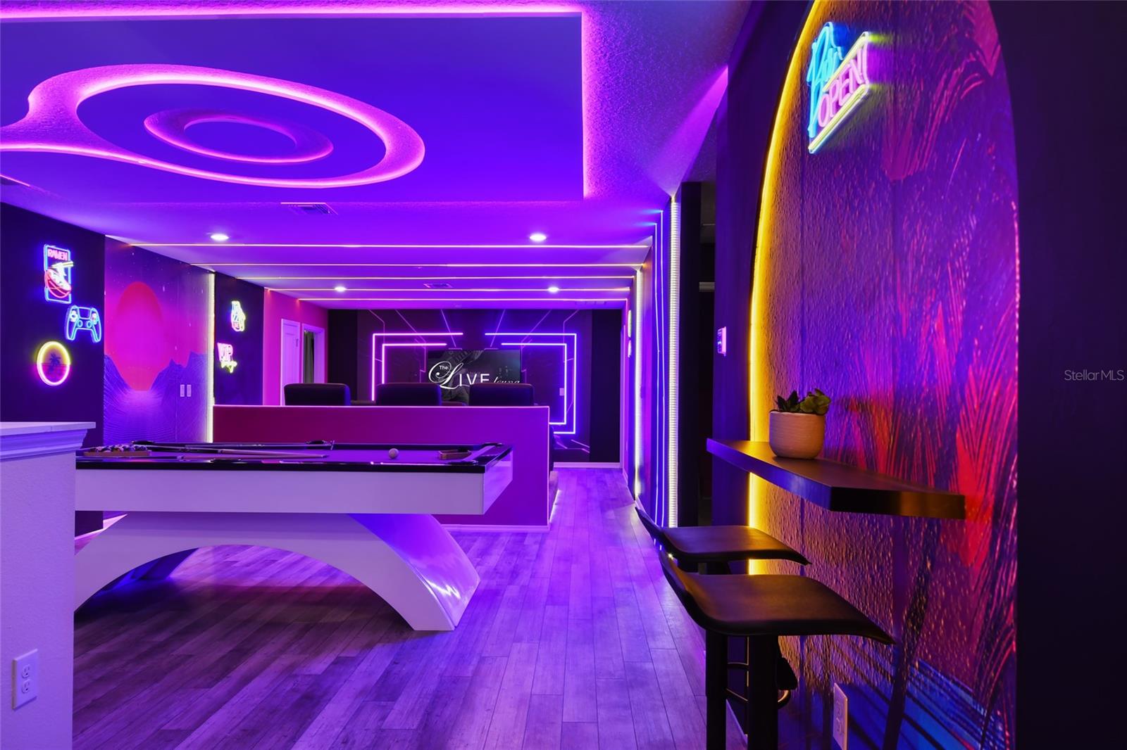 WINDSOR CAY RESORT - Residential