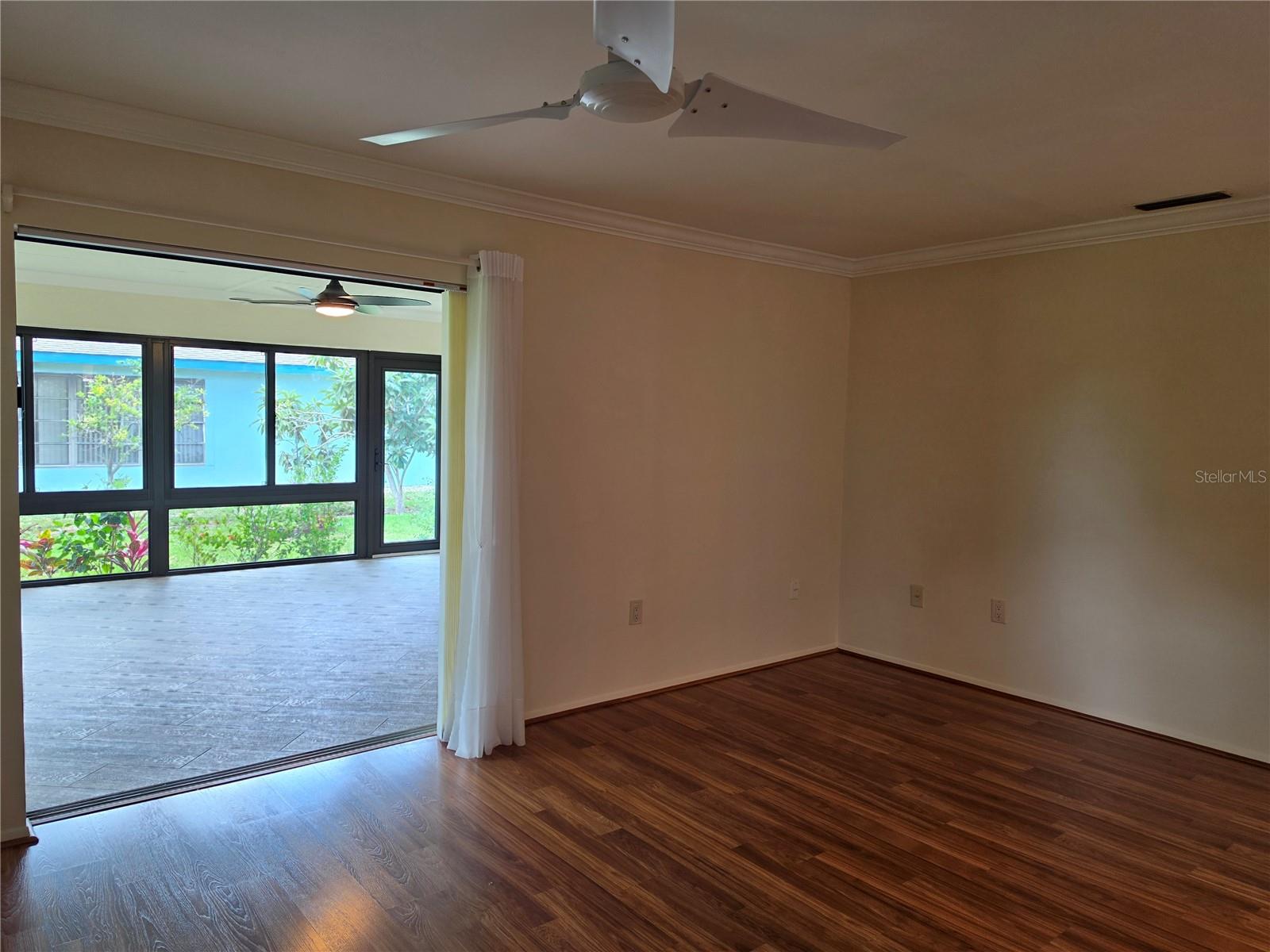 THE MEADOWS - Residential