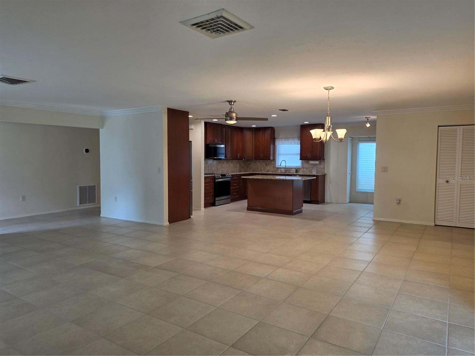 THE MEADOWS - Residential