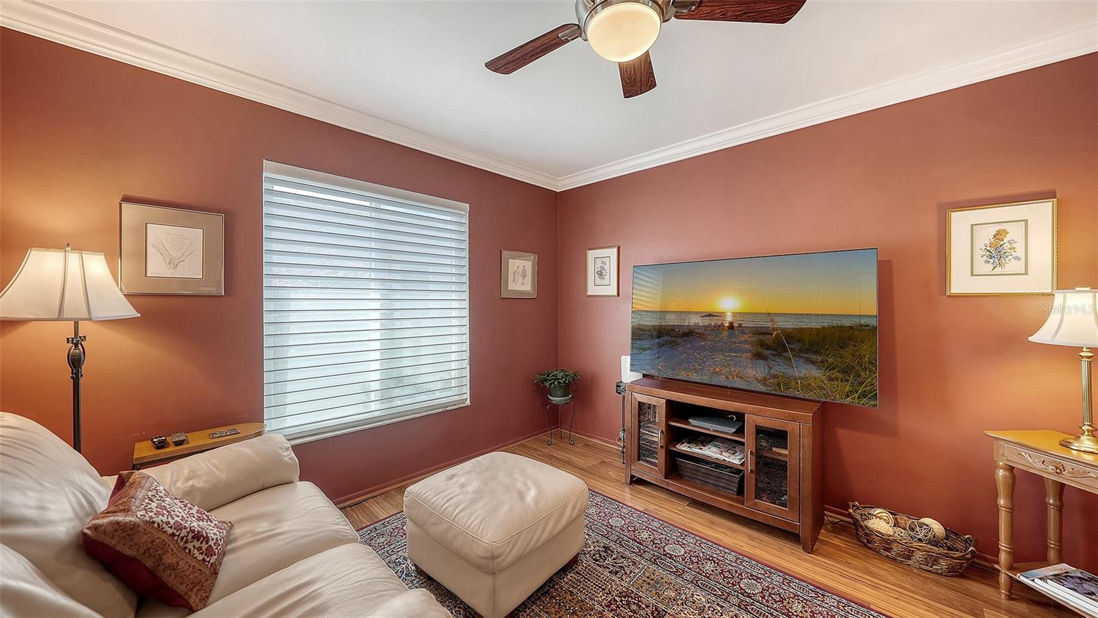 THE MEADOWS - Residential