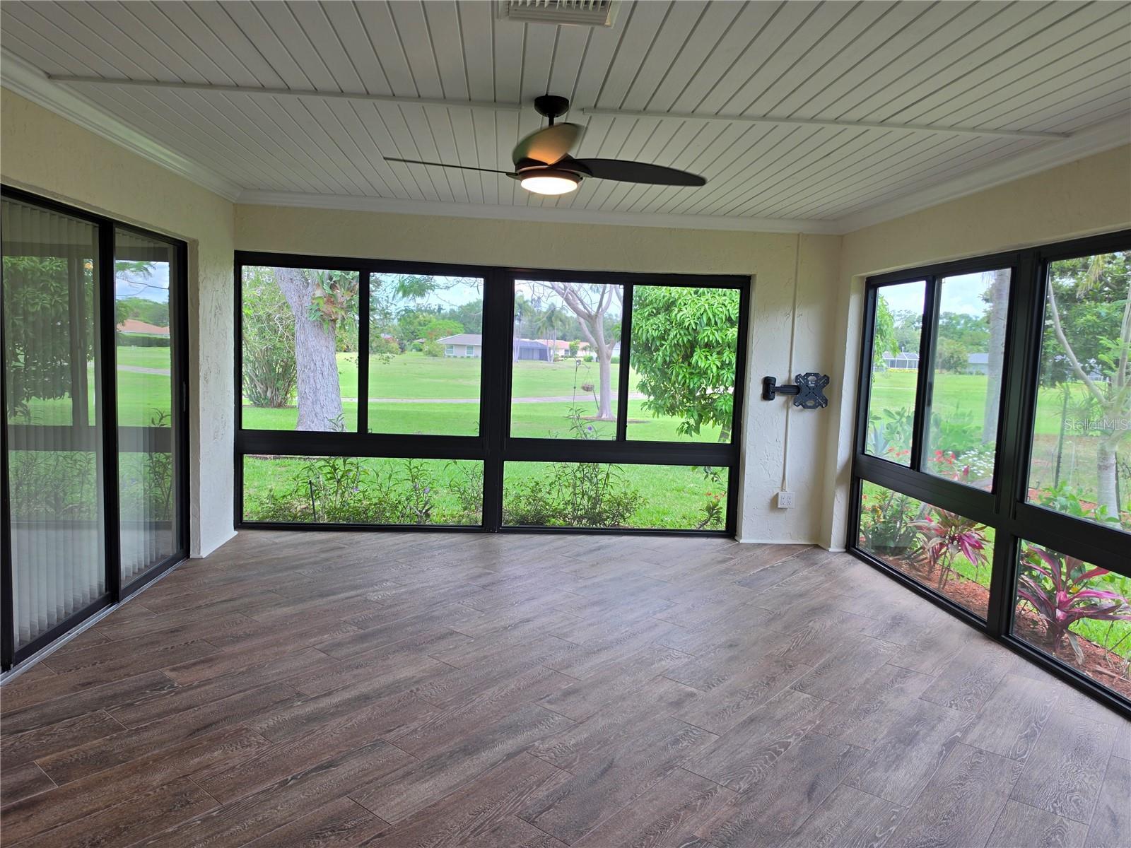 THE MEADOWS - Residential