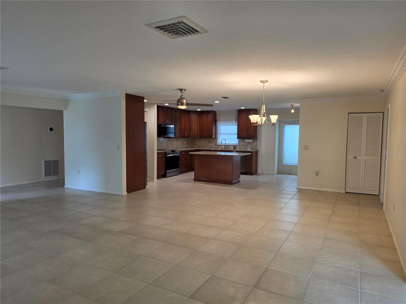 THE MEADOWS - Residential