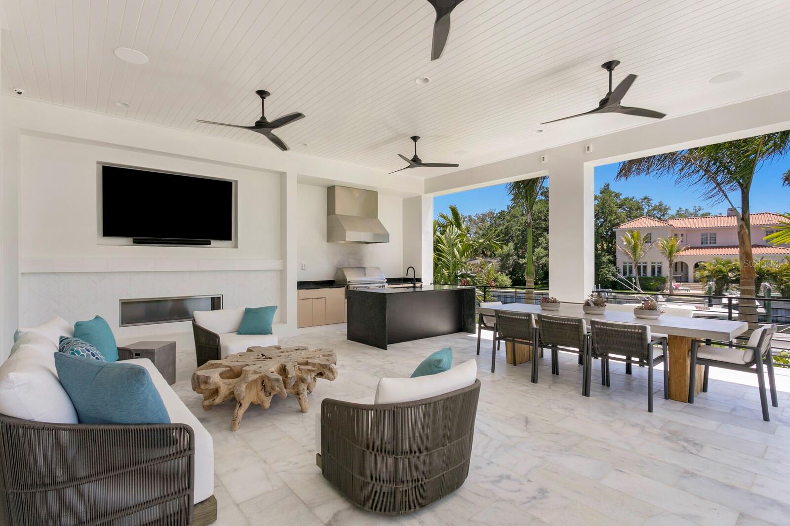 DAVIS ISLANDS PB10 PG52 TO 57 - Residential