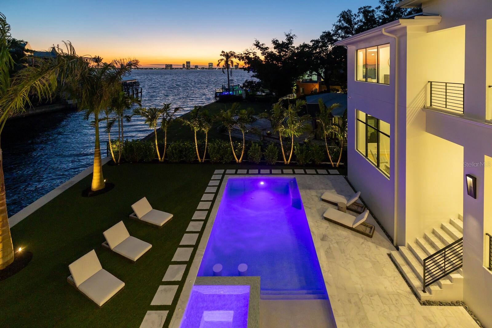 DAVIS ISLANDS PB10 PG52 TO 57 - Residential