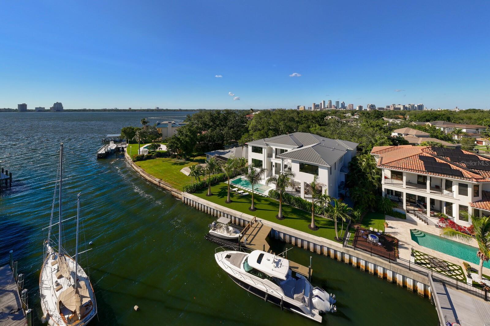 DAVIS ISLANDS PB10 PG52 TO 57 - Residential