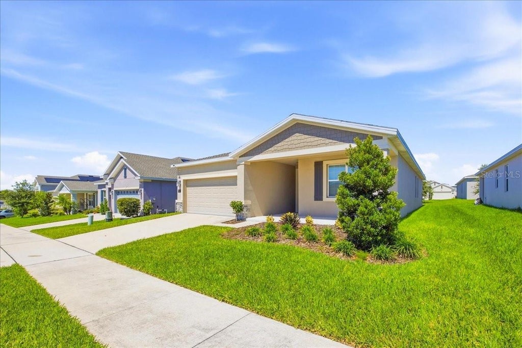 Photo of 717 Citrus Reserve Boulevard, Davenport, FL 33837 (MLS # O6439114)