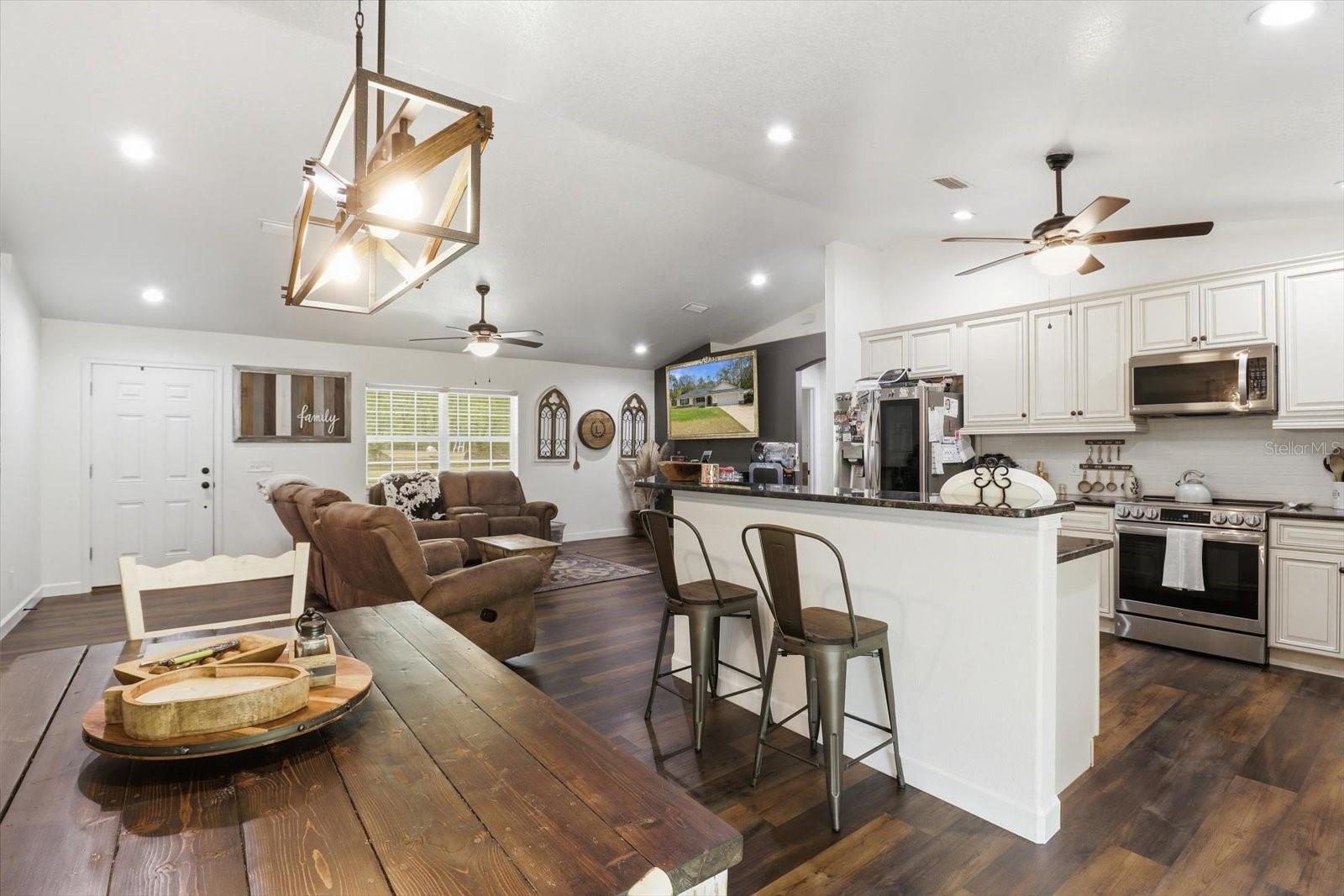 CITRUS SPGS UNIT 26 - Residential