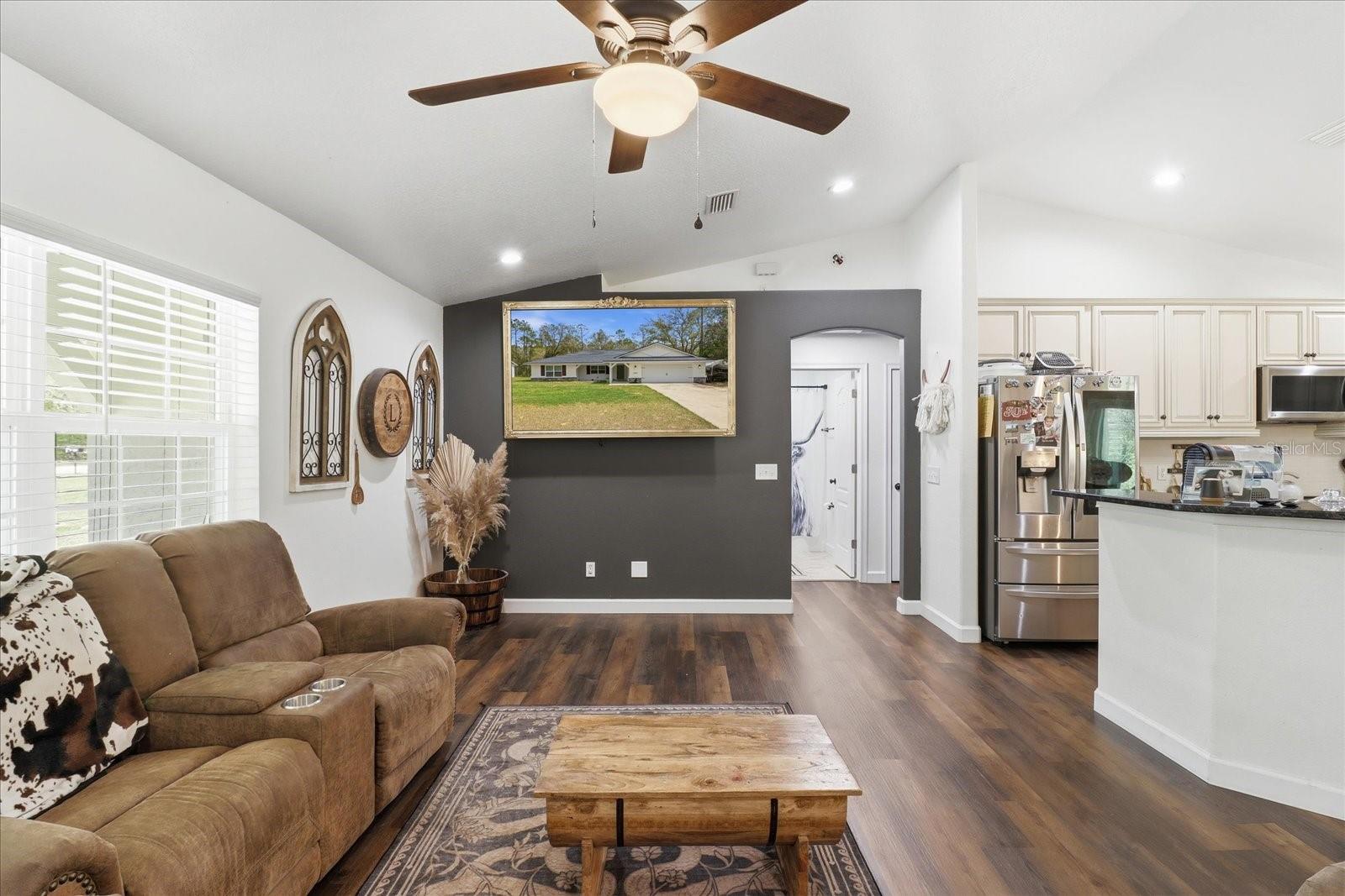 CITRUS SPGS UNIT 26 - Residential