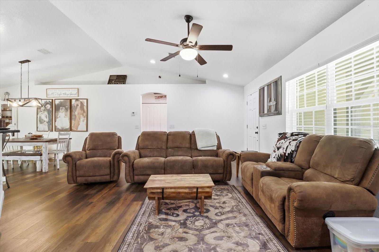 CITRUS SPGS UNIT 26 - Residential